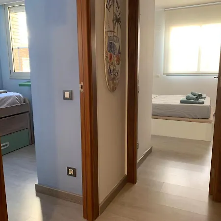 Bonito Piso En Primera Linea De Mar En